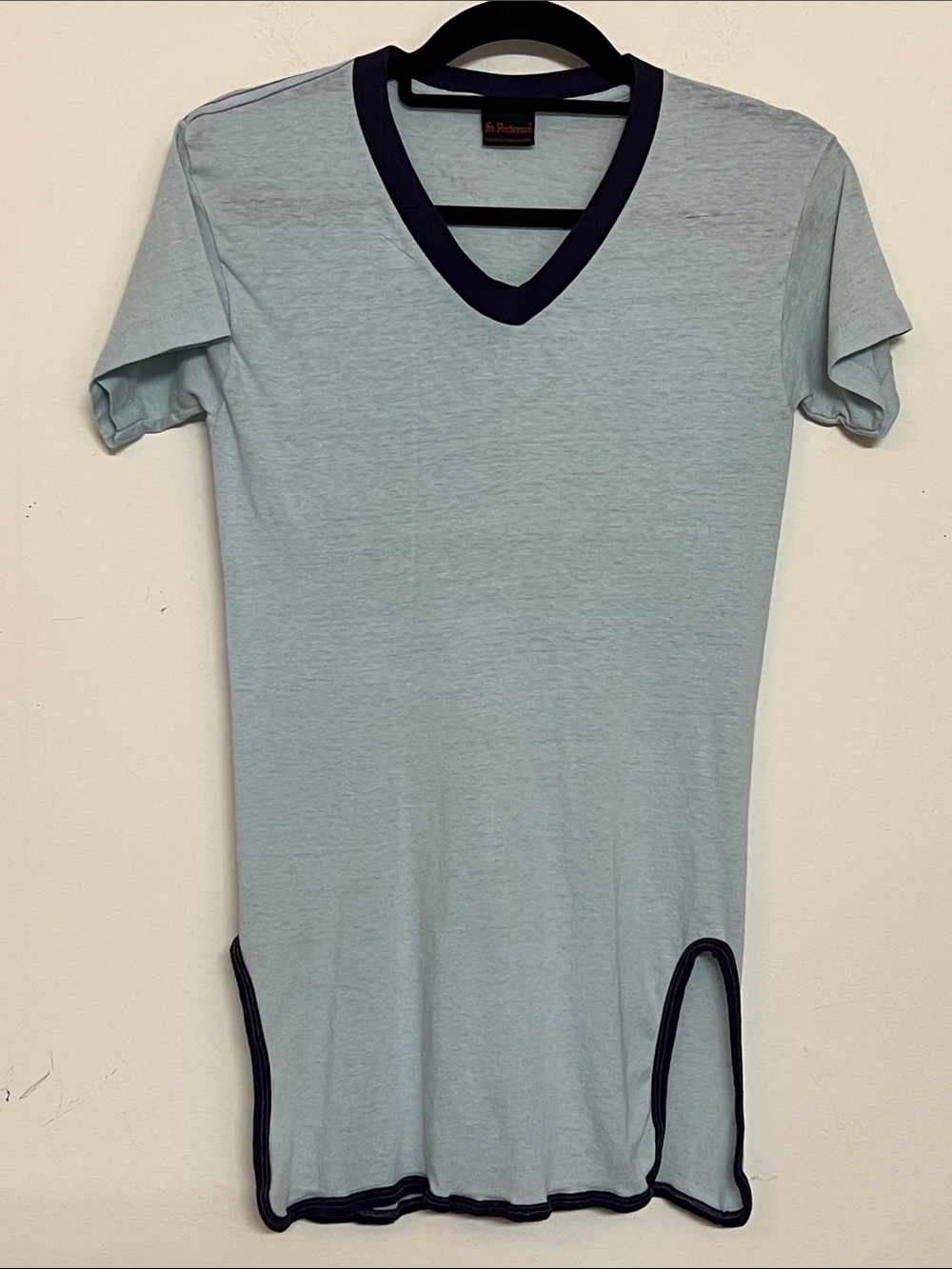 🌞 St Andrews Vintage 70s 80s Light Blue Nightgown Navy 'Teresa' Script girls M